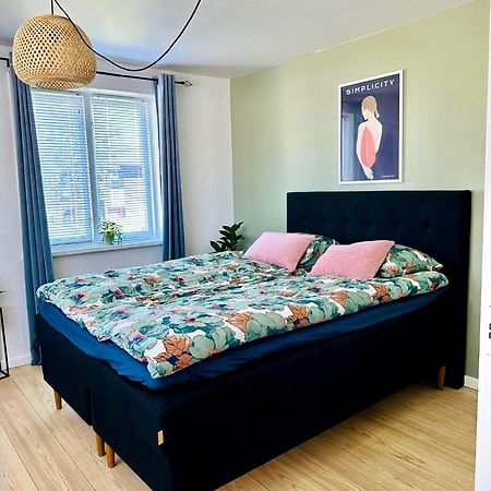 5 Minute Walk To Lego House - 50M2 Cozy Apartment- D Unit Биллунн Номер фото