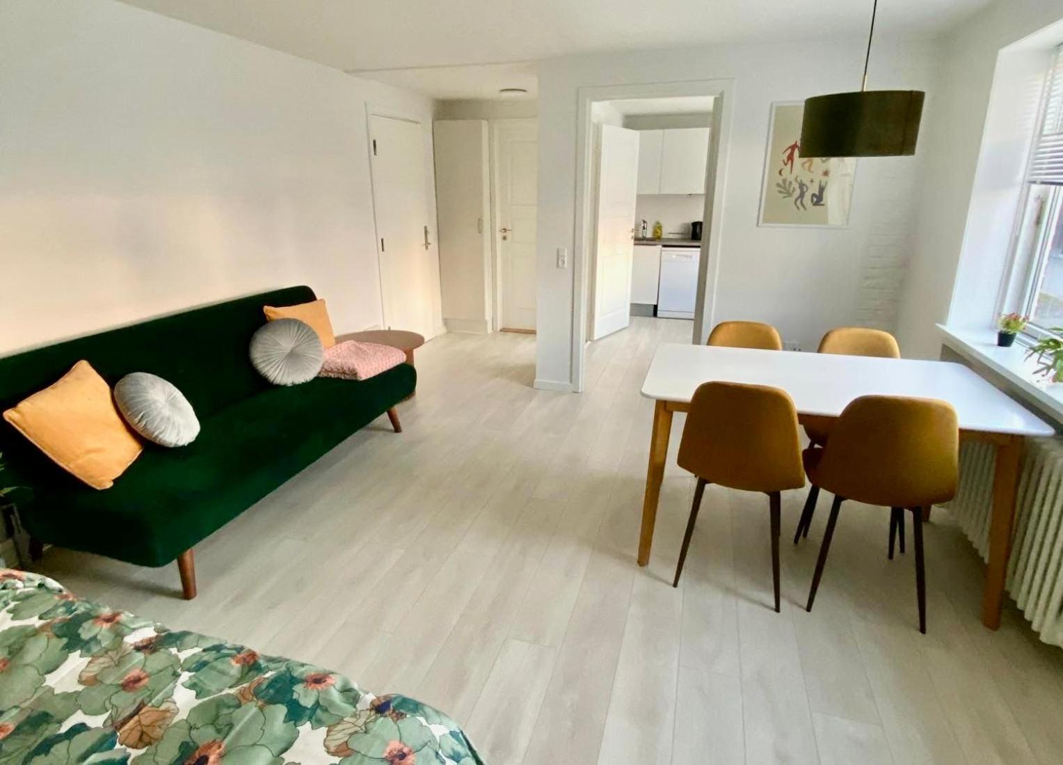 5 Minute Walk To Lego House - 50M2 Cozy Apartment- D Unit Биллунн Экстерьер фото