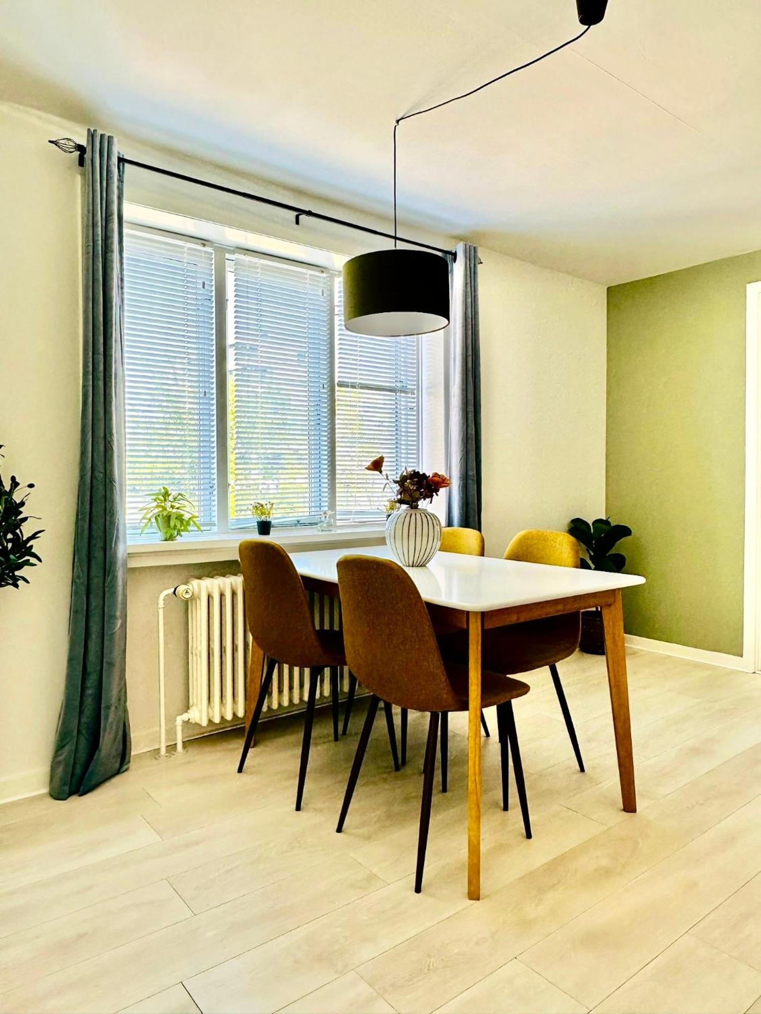 5 Minute Walk To Lego House - 50M2 Cozy Apartment- D Unit Биллунн Номер фото